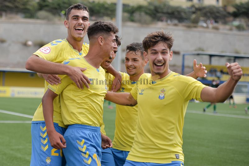 Las Palmas C y Villa tumban a Tenerife B y Marino