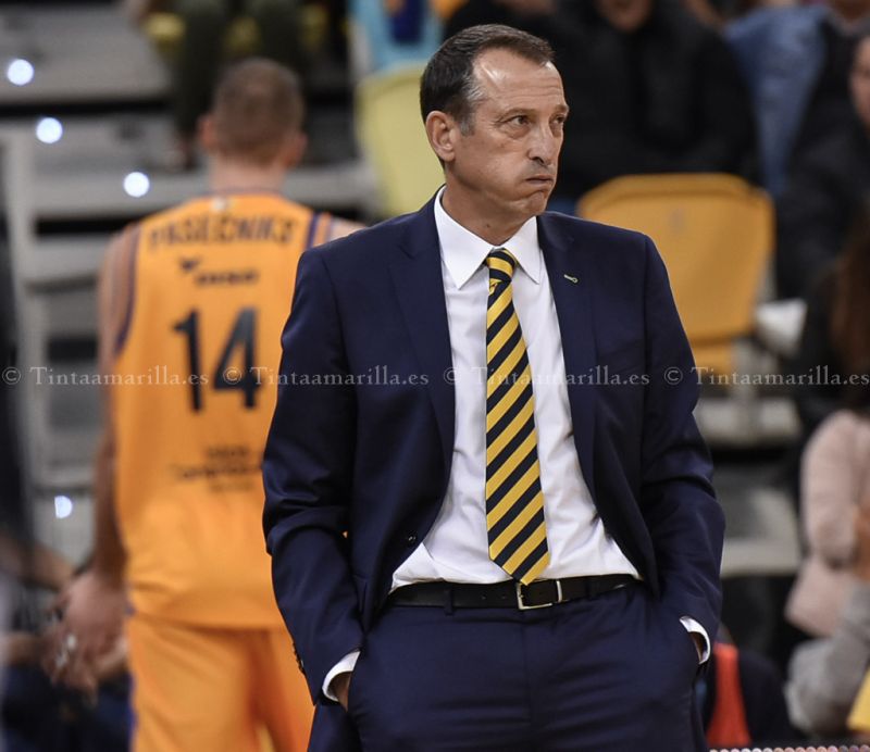 "Los pitos del público es un tema perdido"