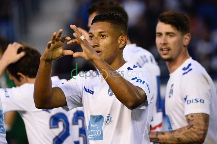 El Tenerife confirma que quiere vender a Acosta