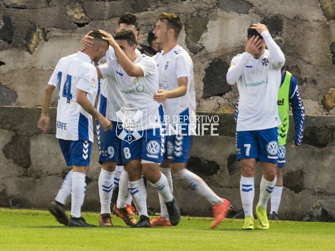 El Tenerife B vuelve al Heliodoro