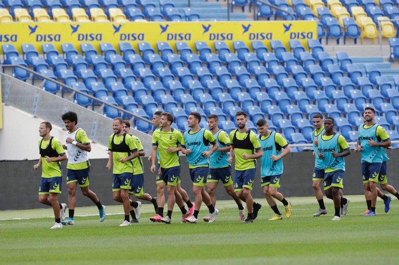 La UD es más joven, más canaria y más numerosa que el Tenerife