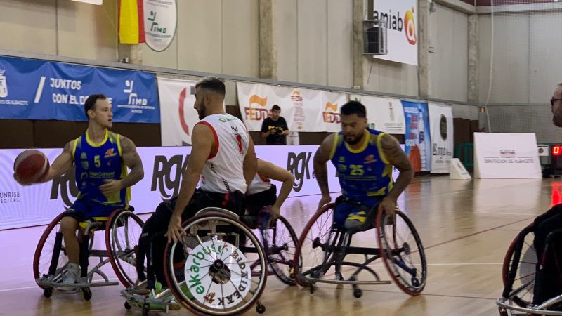 Econy acaba cuarto en la Supercopa