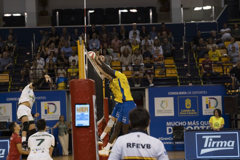 1-3: El Guaguas gana en Almería