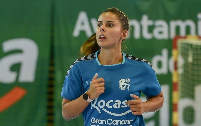 Paola Valdivia recibe el alta médica