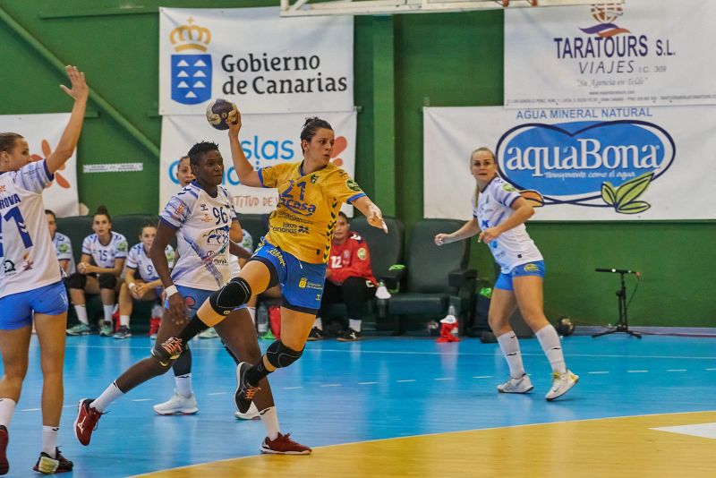 María González será operada y se pierde dos meses de la temporada