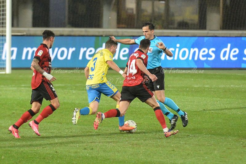 La lesión de Ruiz, el jugador más en forma de los amarillos