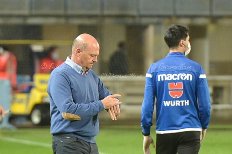 "Al descanso hemos hablado de fútbol"