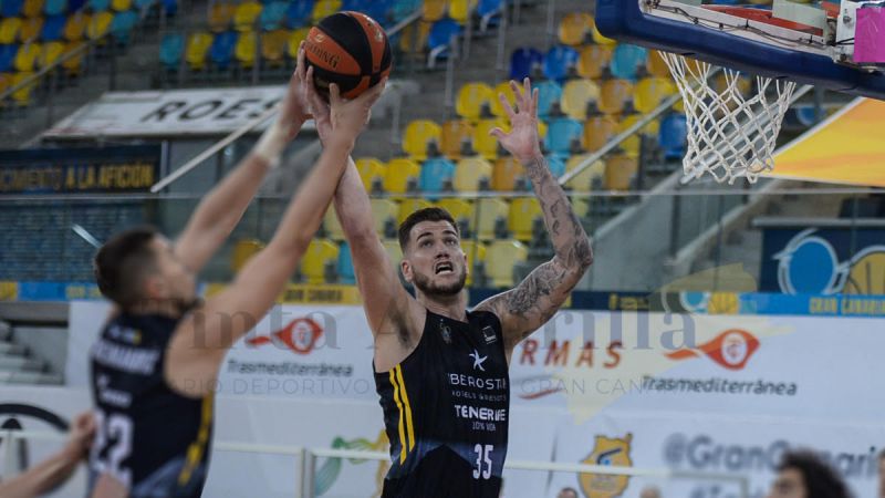 Guerra, el grancanario del Tenerife, a la ÑBA