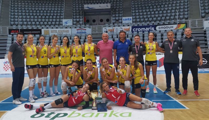 La Champions llega al Centro Insular