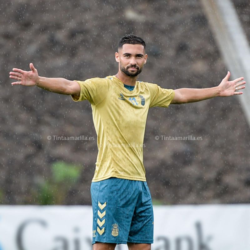 Benito bajo la lluvia