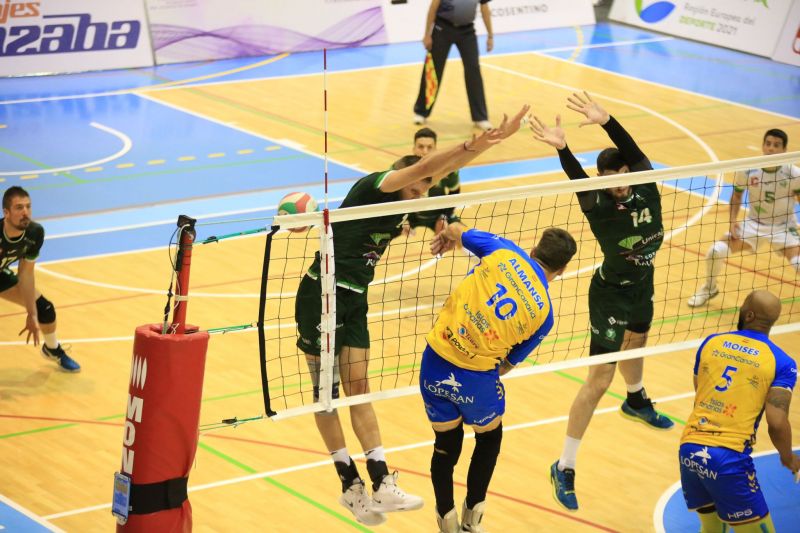 3-2: El Guaguas cae en Almería y también se queda sin la Superliga