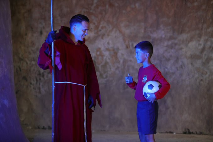 Roque interpreta un papel en el spot de la UD Telde