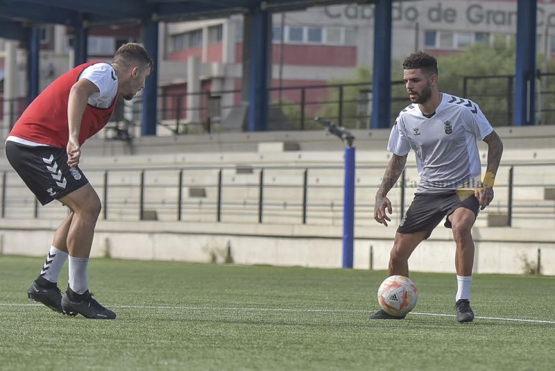 Borja Llarena se incorpora a la preparación de Las Palmas Atlético